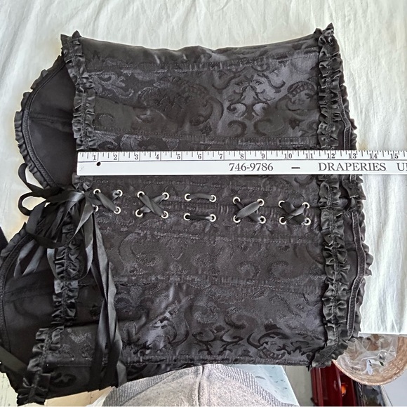 Damask & Satin Ribbon Laced Corset - Picture 14 of 14